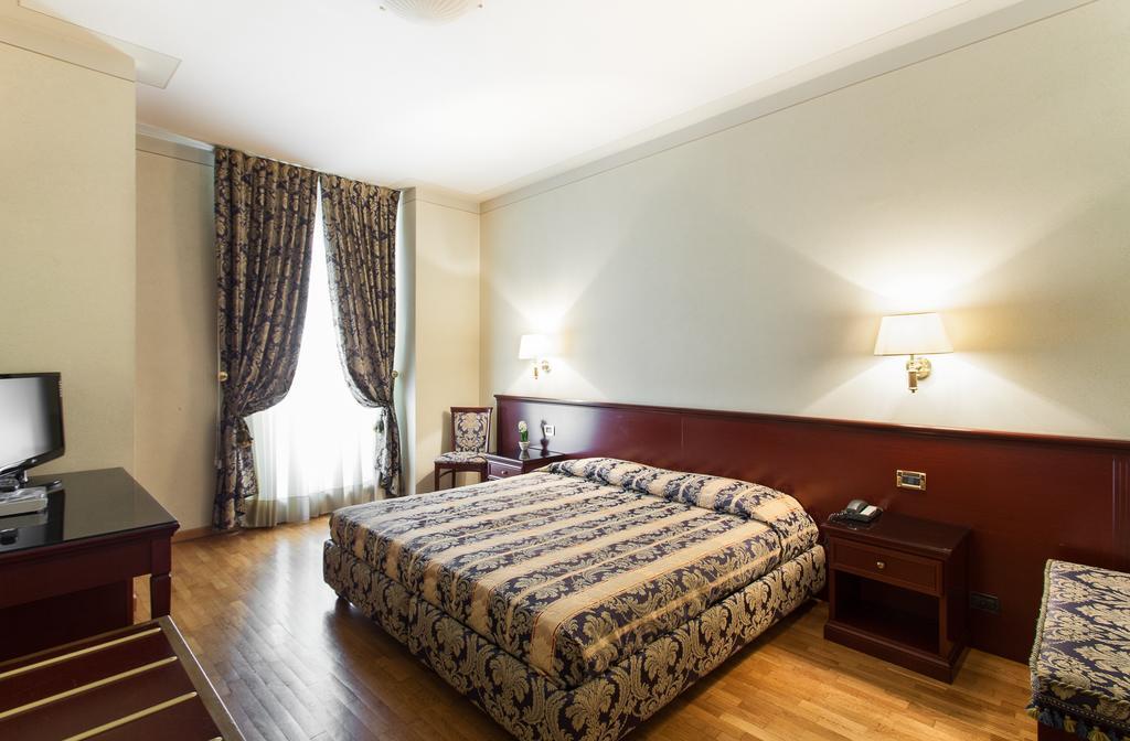 Hotel Gambara Phòng bức ảnh