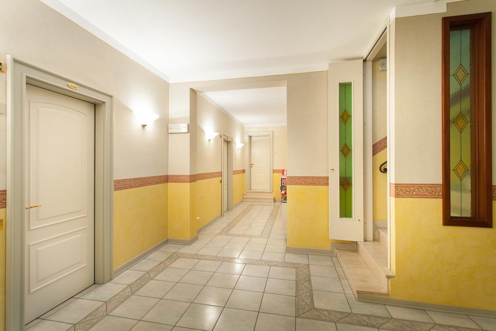 Hotel Gambara Ngoại thất bức ảnh